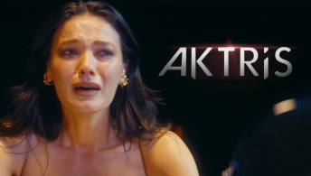 Актриса Актриса